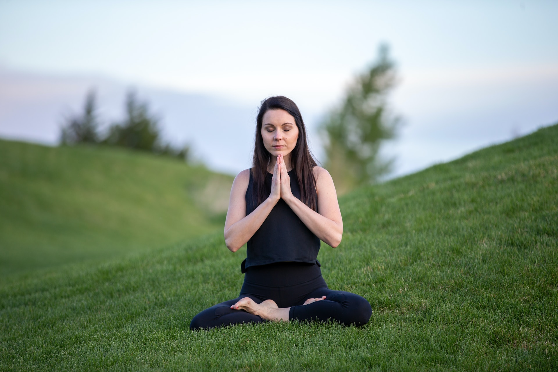Mindful meditation, Stress reduction, Well-being, Meditation techniques, Mindfulness practice, Mindful living, Mind-body connection, Relaxation techniques, Mental health, Self-care, Mindfulness benefits, Mindful breathing, Guided meditation, Mindful walking, Emotional resilience